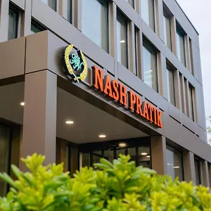 Отель Nash Pratik