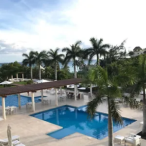 Апарт-отель Magia Beachside